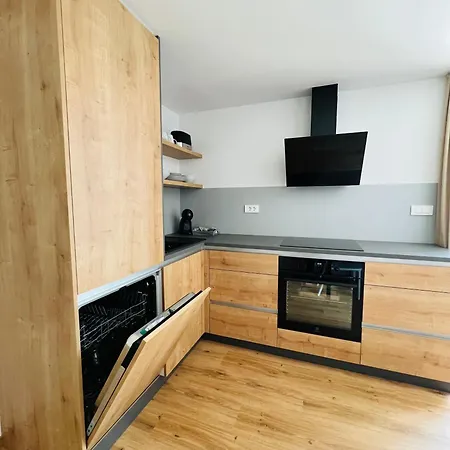 Apartman Apartma Neja *