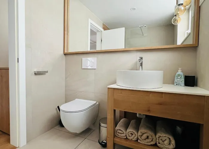 Appartamento Apartma Neja Zirovnica