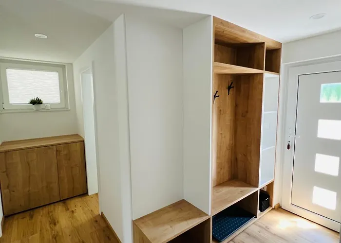 Apartma Neja アパート ゴレンスカ地方