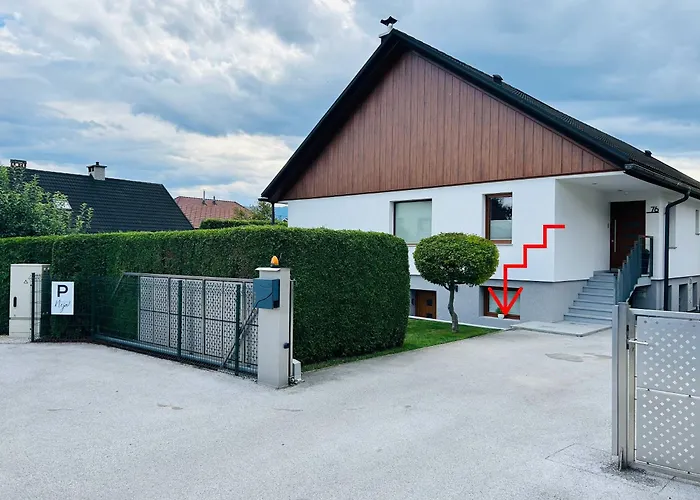 Apartma Neja アパート